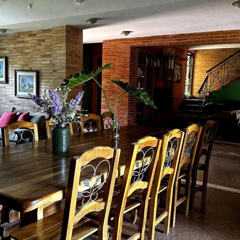 Casa con piscina en Lambaré - Four-Bedroom House - 19