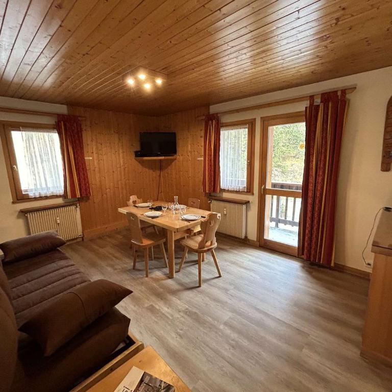 Appartement en montagne, 4 pers, proche des pistes et commerces, animaux acceptés, balcon, casier à skis - FR-1-180-73 - Apartment (4 Adults) - 14