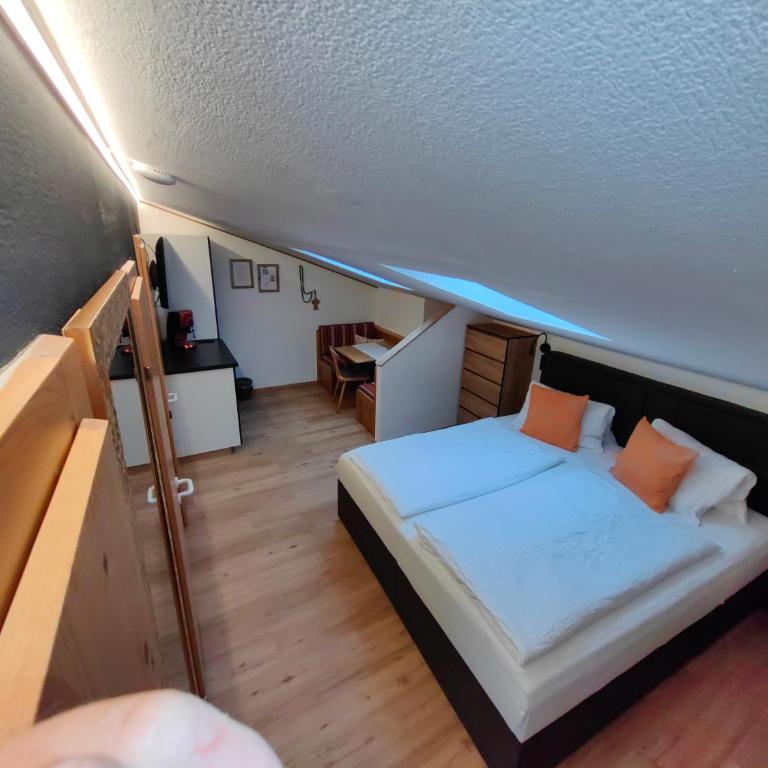 Gästehaus Groder - Großes Doppelzimmer - 2