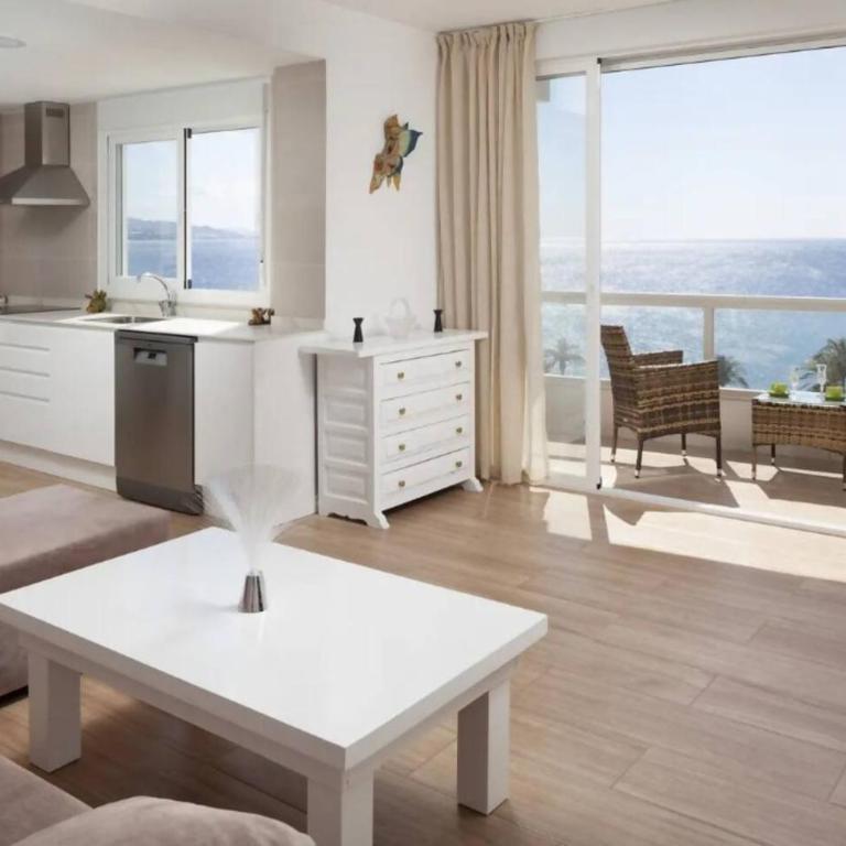 Apartamento Joya del Mar - Three-Bedroom Apartment - 1