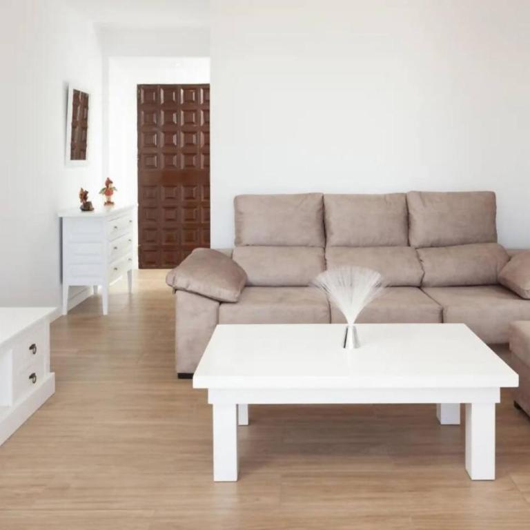 Apartamento Joya del Mar - Three-Bedroom Apartment - 5