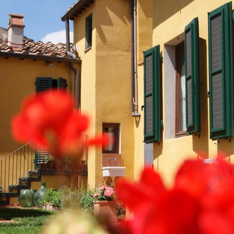 Al Canto B&B - Camera Matrimoniale/Doppia con Letti Singoli con Vista Giardino - 8