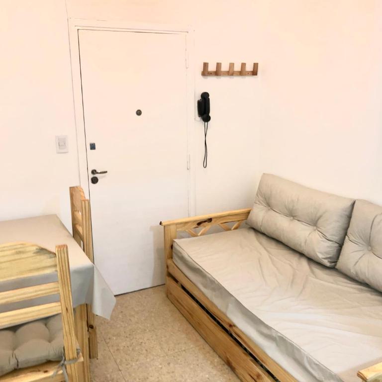 Departamento zona Güemes, a dos cuadras del mar ,Dos ambientes,céntrico - One-Bedroom Apartment - 10