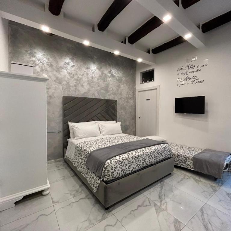 Casa Tolentino al centro di Napoli - Casa con 1 Camera da Letto - 2
