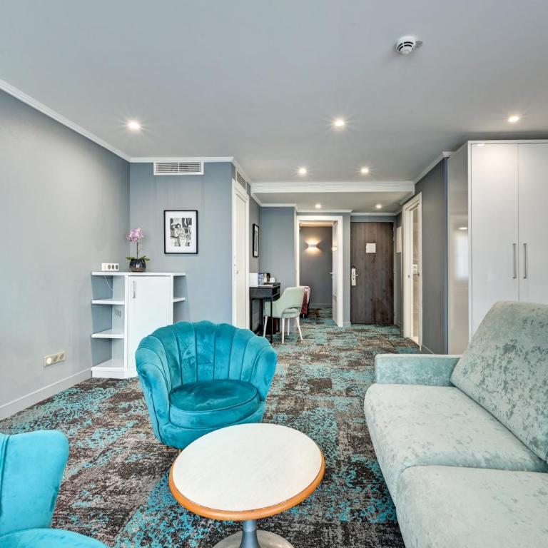 Juliana Hotel Cannes - Suite Familiale avec Balcon - 8