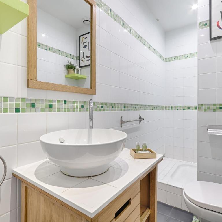 Saint Fargeau Gambetta III Lovely Apartment 4P-1BR - Appartement 1 Chambre - 2