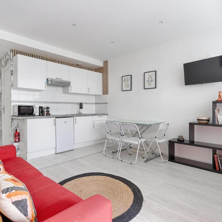 Saint Fargeau Gambetta III Lovely Apartment 4P-1BR - Appartement 1 Chambre - 7