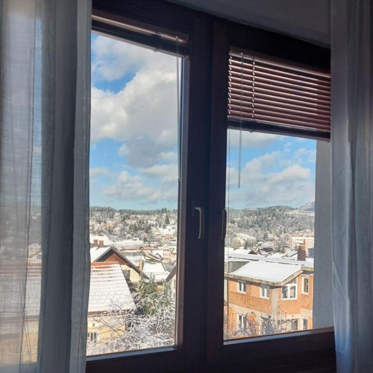 Ski Deki - Two-Bedroom Apartment - 19