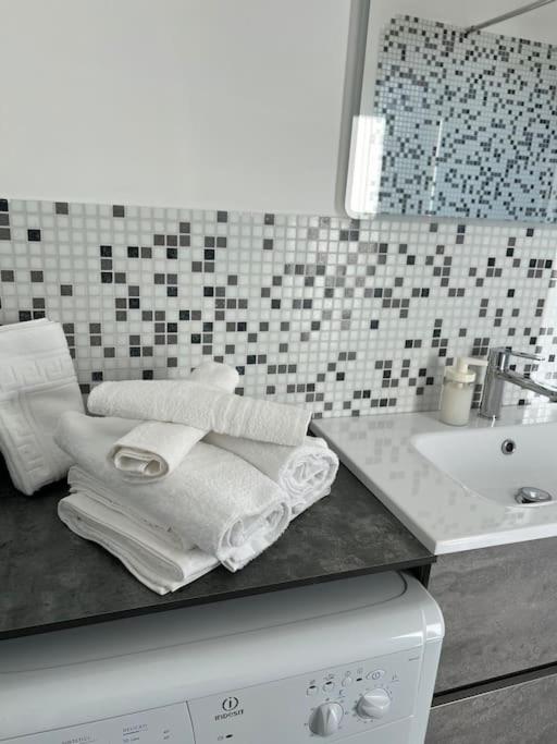 City Center Apartment - One-Bedroom Apartment - 14