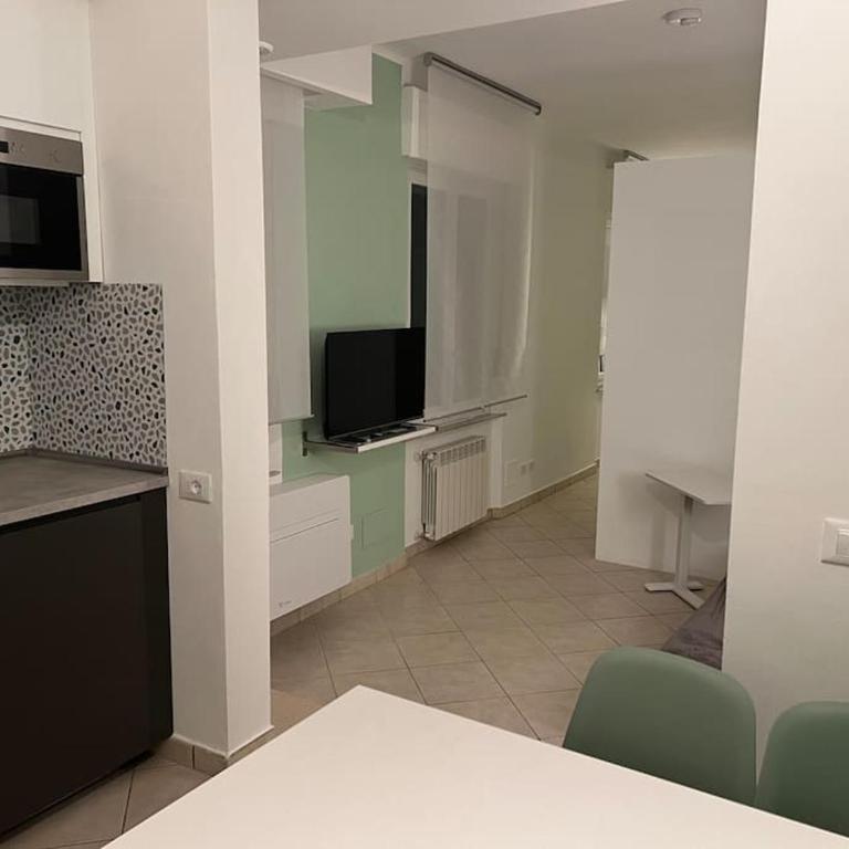 City Center Apartment - One-Bedroom Apartment - 10