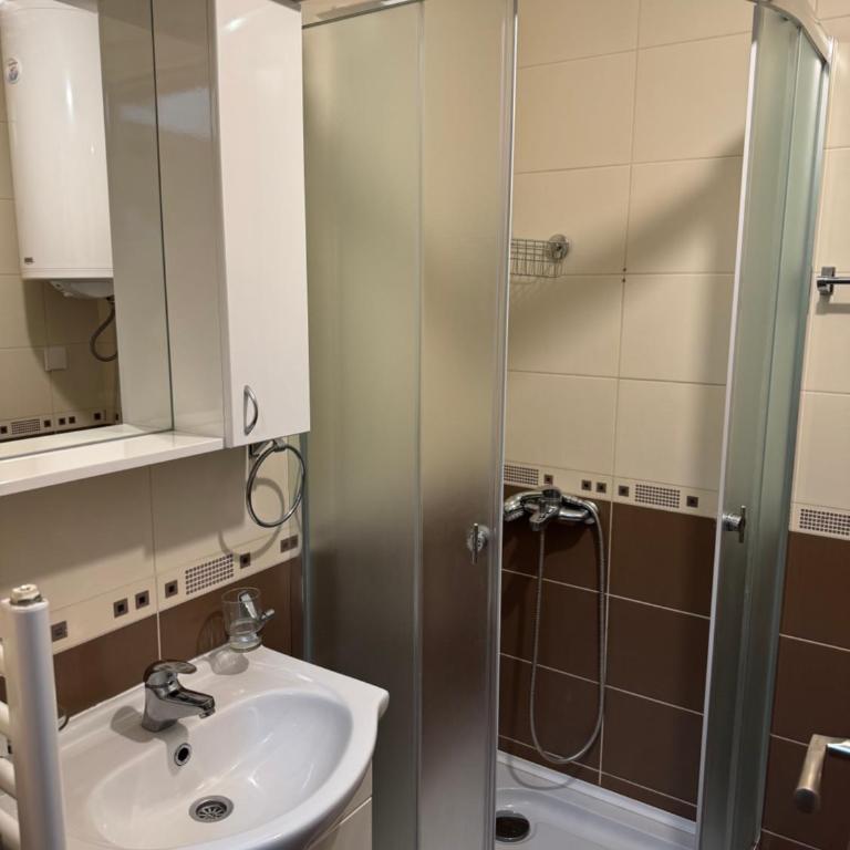 Apartmani Kujundzić - One-Bedroom Apartment - 8