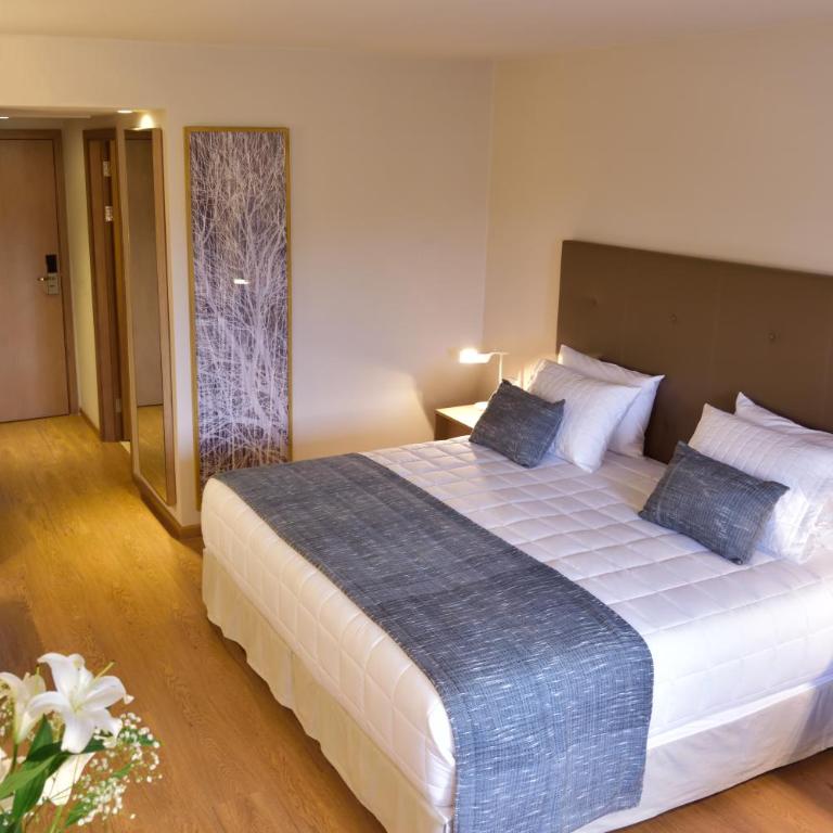 Dazzler by Wyndham Asuncion - Suite con cama extragrande - No fumadores - 1