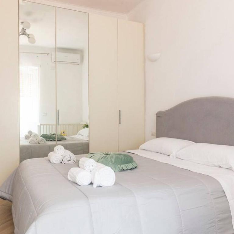 Large Garden - Two-Bedroom Apartment - 15