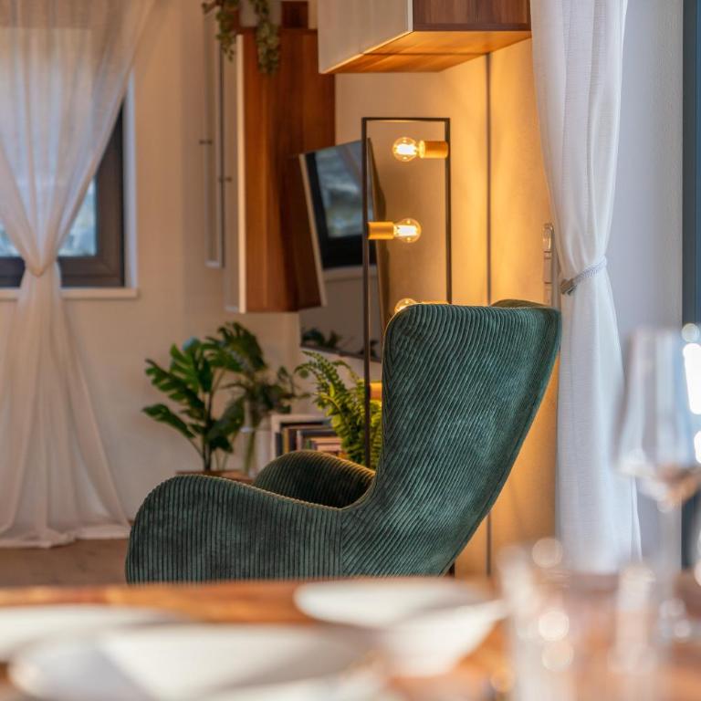 Höhenweg Appartement & Ferienwohnung - Apartment mit Terrasse - 33