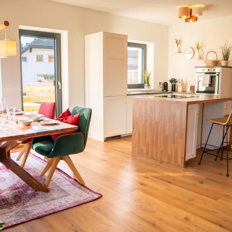 Höhenweg Appartement & Ferienwohnung - Apartment mit Terrasse - 42