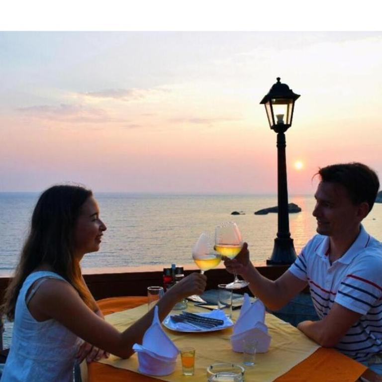 Apartments Antigona 2 Old Town Ulcinj - One-Bedroom Apartment - 1