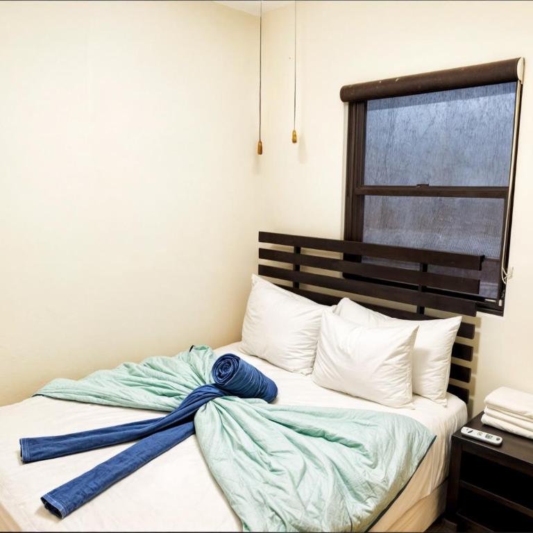 204C Apto Frente al mar a pasos de la 5ta Av - Apartamento de 3 dormitorios - 23