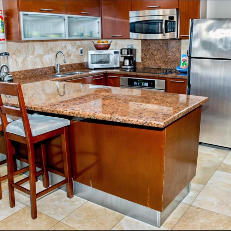 204C Apto Frente al mar a pasos de la 5ta Av - Apartamento de 3 dormitorios - 10