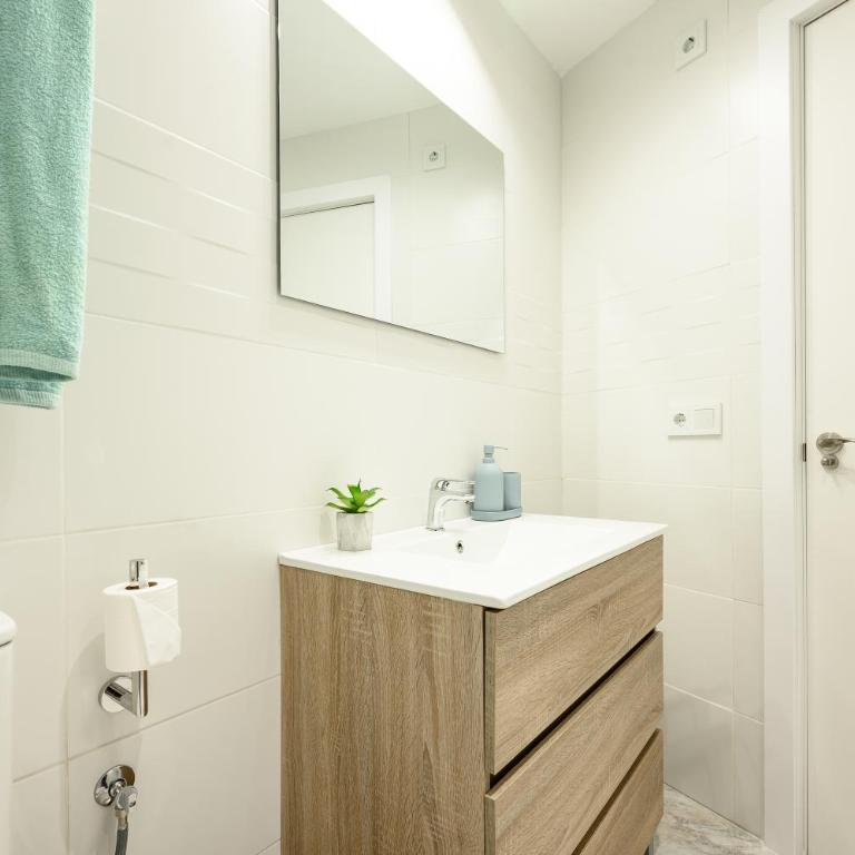 Cautivo 2 - Three-Bedroom Apartment - 20