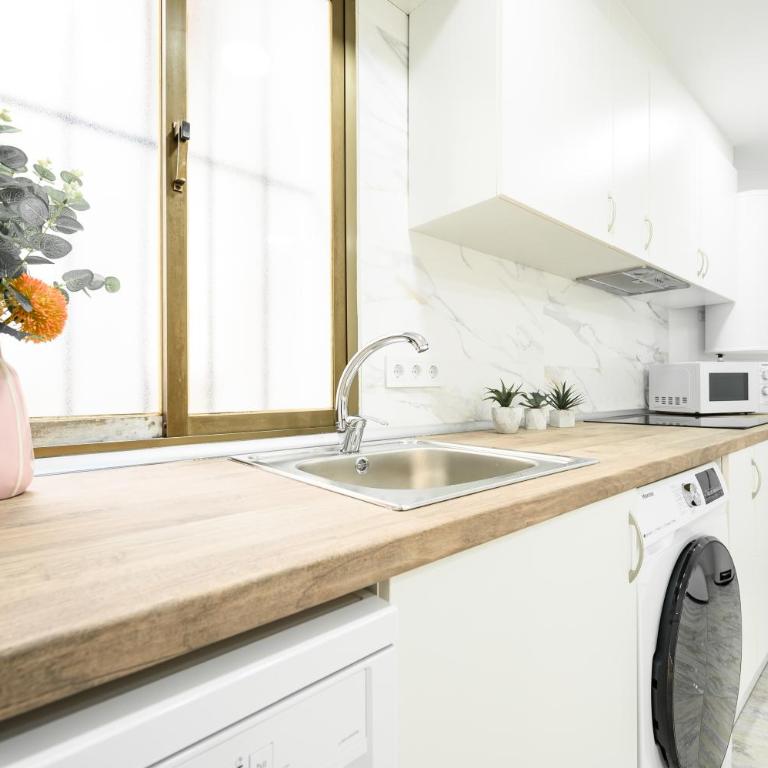 Cautivo 2 - Three-Bedroom Apartment - 23