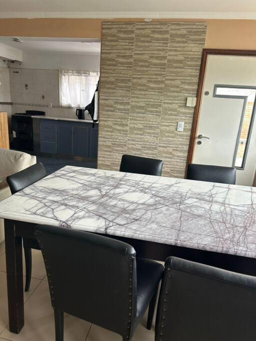 Alojamiento Temporario Verano Claudio 2 Dormitorios y medio - Casa con 1 dormitorio - 15