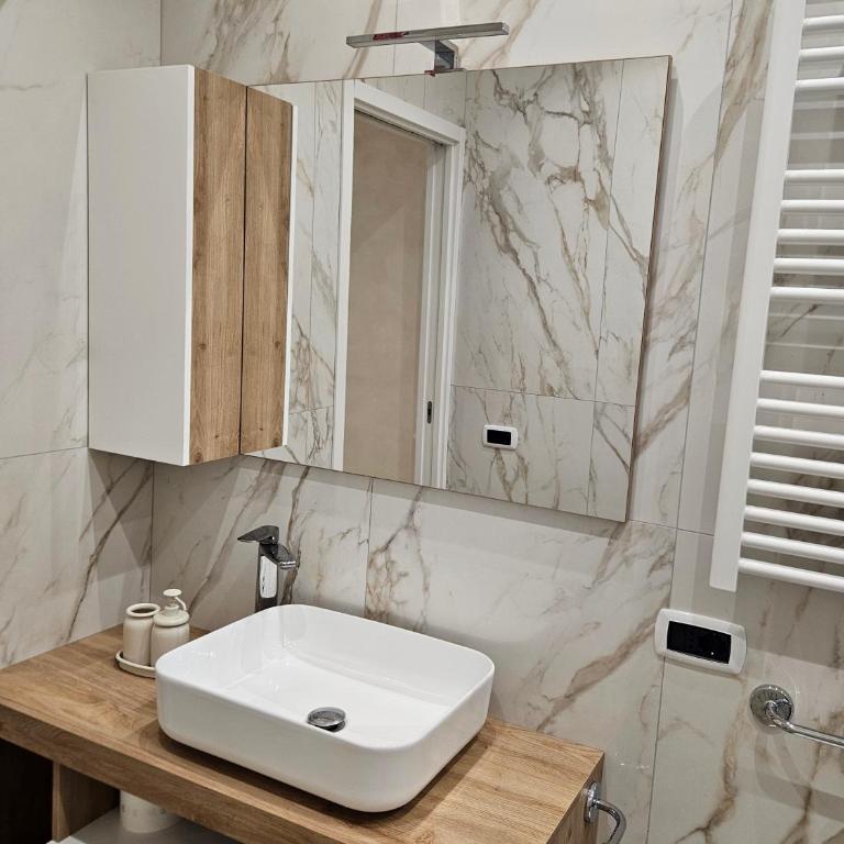 Mary House - Appartamento con 2 Camere da Letto - 13