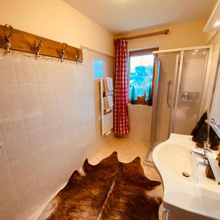 Zillertal Ferienhaus Rohrberg Panoramablick mit Garten und Sauna - Apartment mit 3 Schlafzimmern und Bergblick - 41