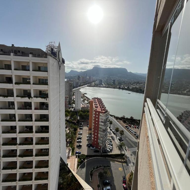 Service Apart Lazaro APOLO XVII - MARAVILLOSAS VISTAS - Two-Bedroom Apartment with Terrace and Sea View - 48