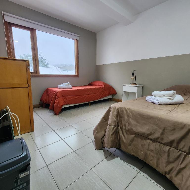 YAGHAN HOSTEL - Habitación Doble con baño privado - 1 o 2 camas - 13