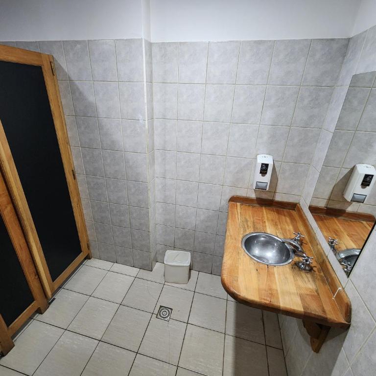 YAGHAN HOSTEL - Cama en habitación compartida de 6 camas - 8