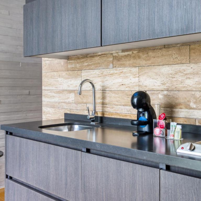 AR 218 Hotel by ULIV - Suite Premium - 5