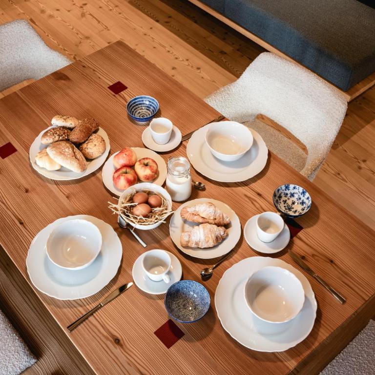 OBERBUCHFELDER historic farmhouse - Deluxe Two-Bedroom Apartment - 20