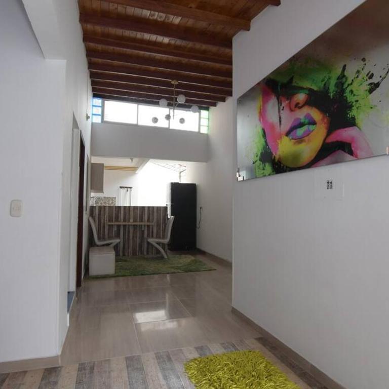 luminoso y fresco apto cerca de todo - Apartamento de 2 dormitorios - 12