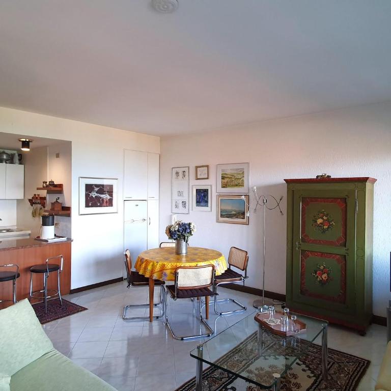 Apartment in Luino with Lake Maggiore Views - Appartamento con 1 Camera da Letto - 6