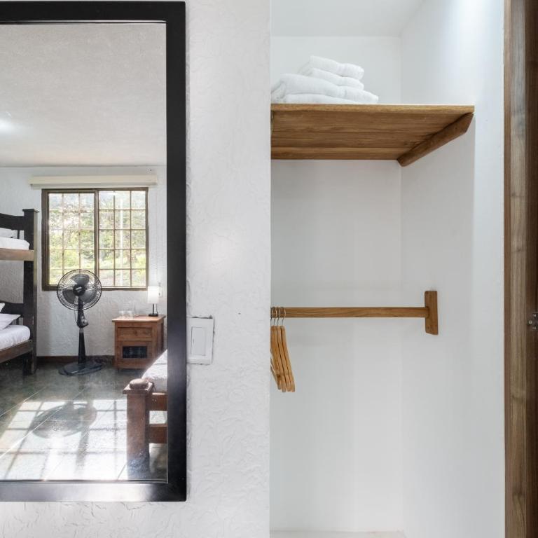 Hotel Chalet La Sofia by Majuva - Habitación Cuádruple Económica - 8