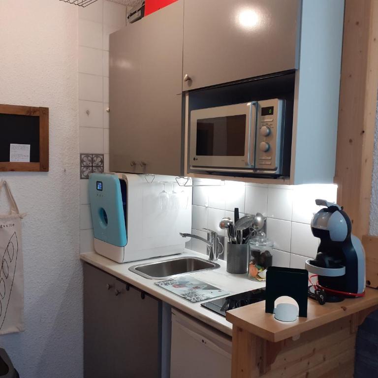 Studio cosy 3 pers à Valfréjus, téléphérique à 20m, animaux admis - FR-1-561-86 - Studio - 7