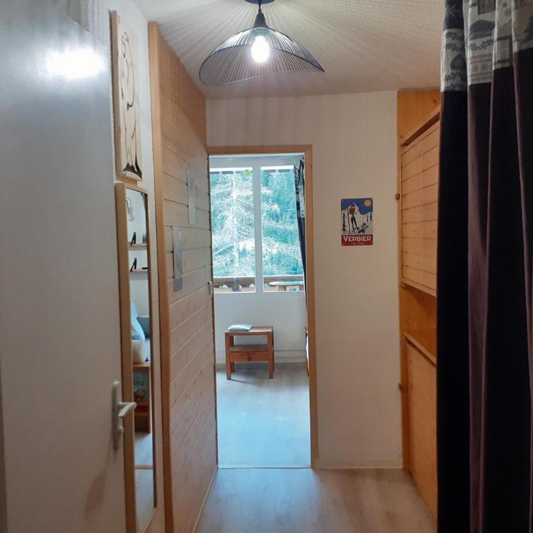 Studio cosy 3 pers à Valfréjus, téléphérique à 20m, animaux admis - FR-1-561-86 - Studio - 9