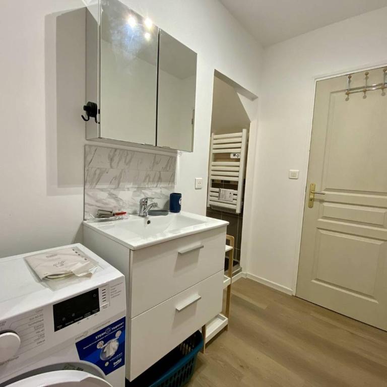 Charmant T2 à Cambo-les-Bains, proche des Thermes, pour 2 personnes - Apartamento de 1 dormitorio - 9