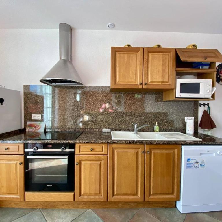 Cambo-les-Bains : T3 rénové, 4 pers, proche thermes, wifi - Appartement 2 Chambres - 6