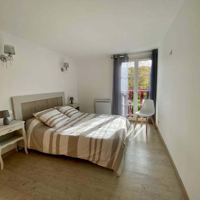 Cambo-les-Bains : T3 rénové, 4 pers, proche thermes, wifi - Appartement 2 Chambres - 8