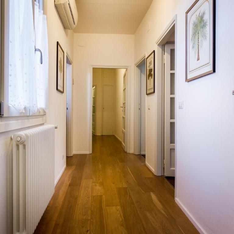 Regina 24 - Appartamento con 2 Camere da Letto - 8
