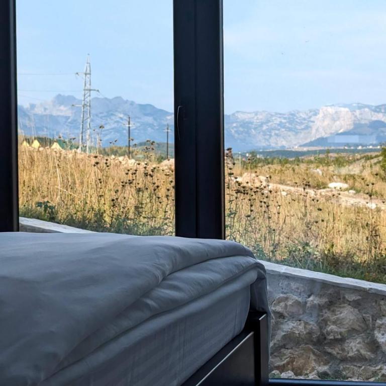 Mountain Valley - Two-Bedroom Apartment - 4