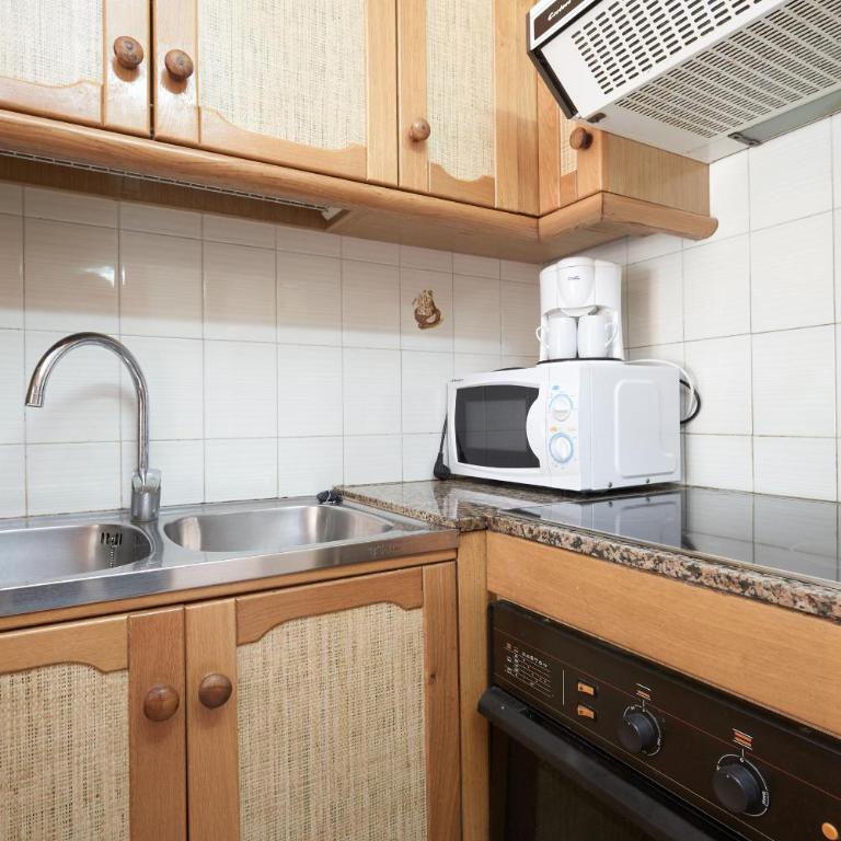 DIFFERENTFLATS Costa d' Or II - One-Bedroom Apartment with Sea View Twin - 10