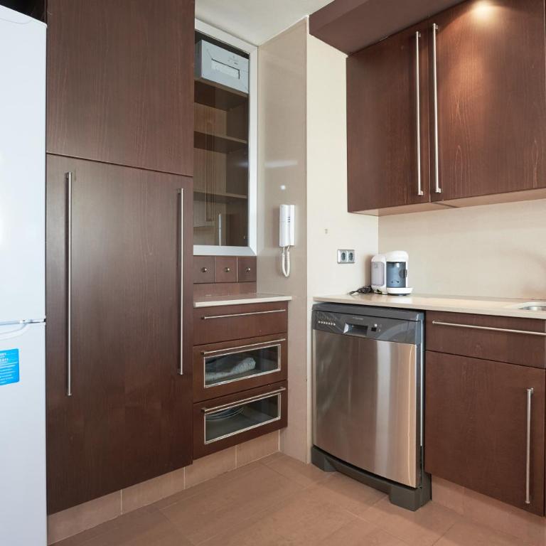 DIFFERENTFLATS Rubens - Apartamento Dúplex de 2 dormitorios con vistas al mar - 23