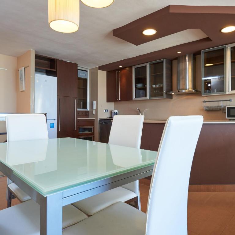 DIFFERENTFLATS Rubens - Apartamento Dúplex de 2 dormitorios con vistas al mar - 25