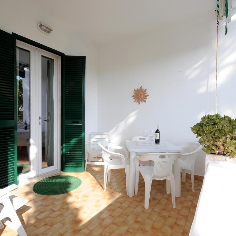 Baia Verde Apartments - Apartment with Garden View - 7