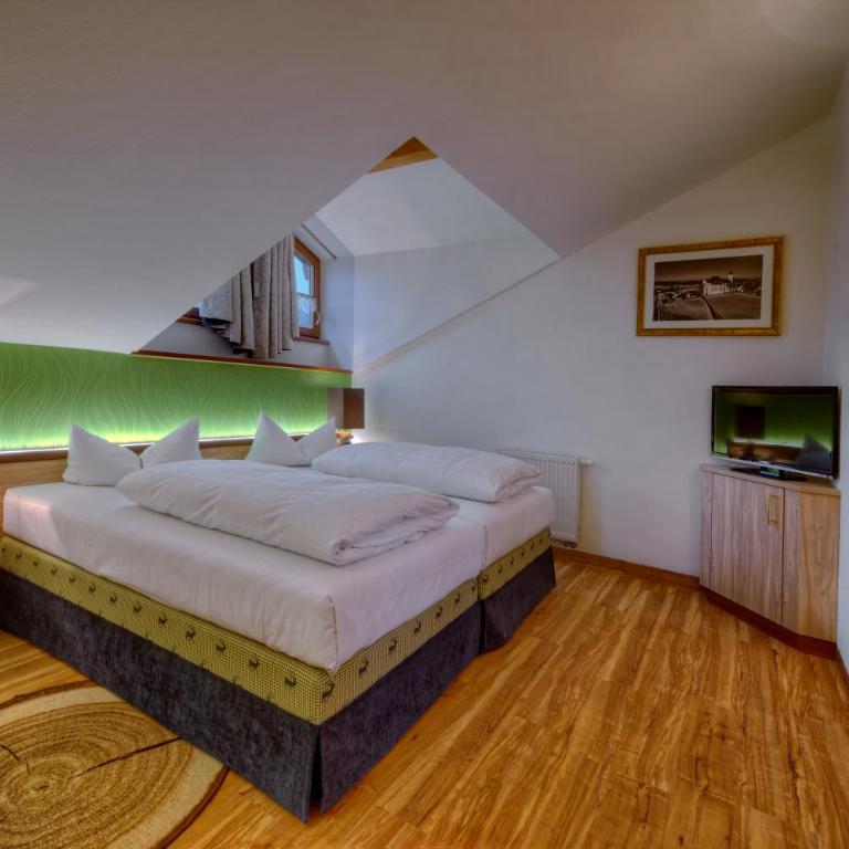 Königshof Hotel Resort - Partner von Oberstaufen PLUS und PLUS GOLF - Junior Suite (keine Hunde erlaubt) - 7