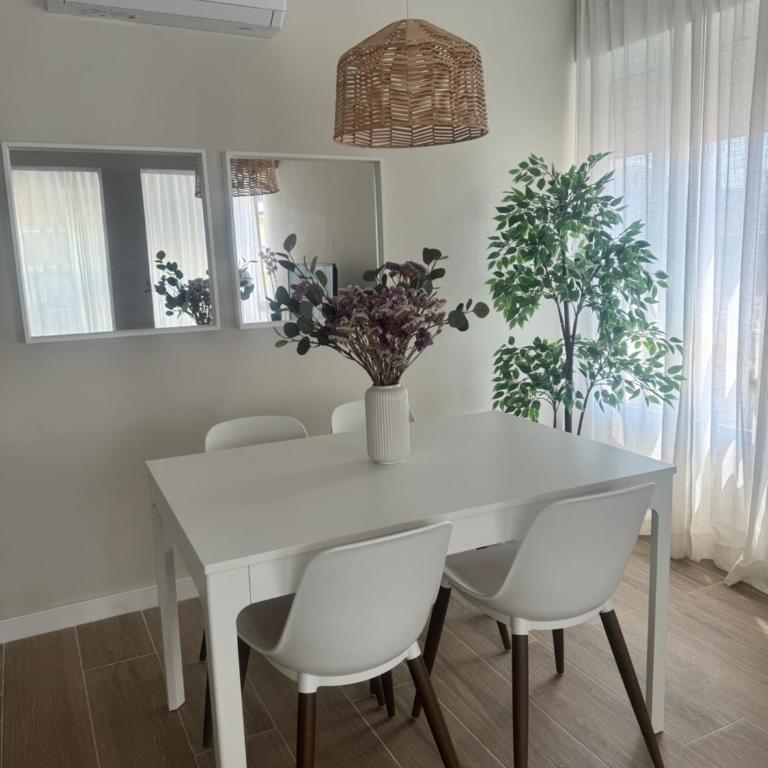 Ca Maruja - Two-Bedroom Apartment with Sea View - 2