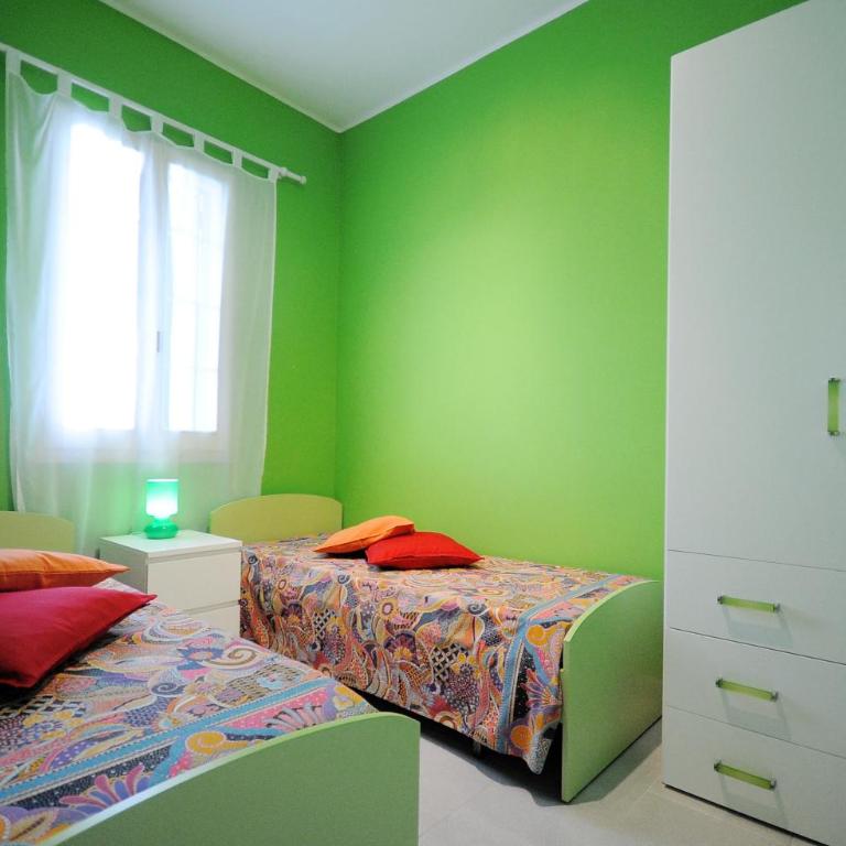 Baia Verde Apartments - Two-Bedroom Apartment - 12