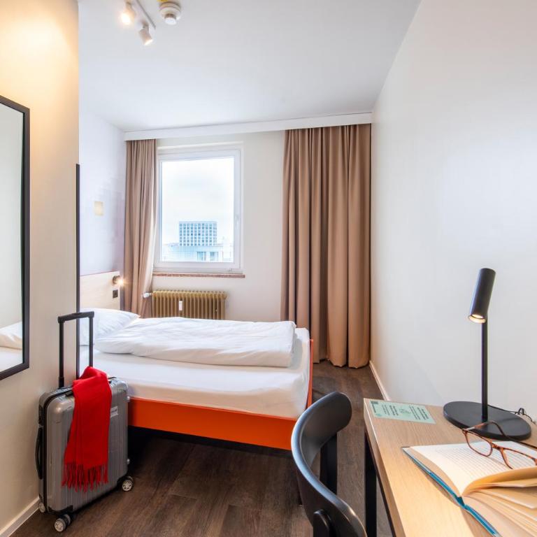 MEININGER Hotel München Zentrum - Single Room - 1